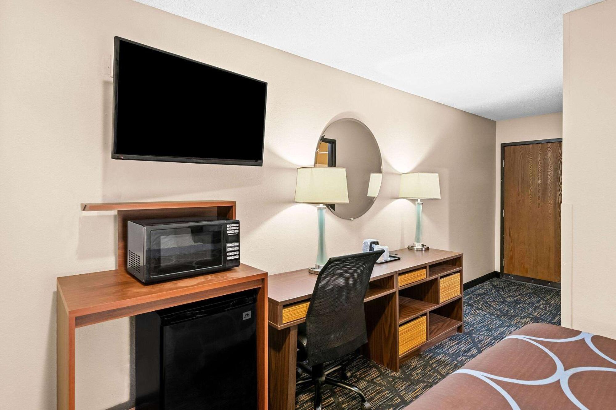 Super 8 By Wyndham Council Bluffs Ia Omaha Ne Area Motel Exterior foto