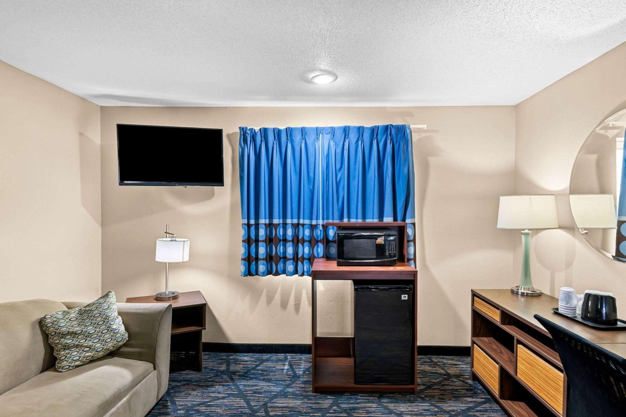Super 8 By Wyndham Council Bluffs Ia Omaha Ne Area Motel Exterior foto